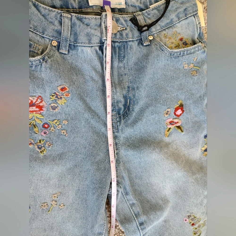 Ban Jara Embroidered Blue Jeans - Picture 4 of 7